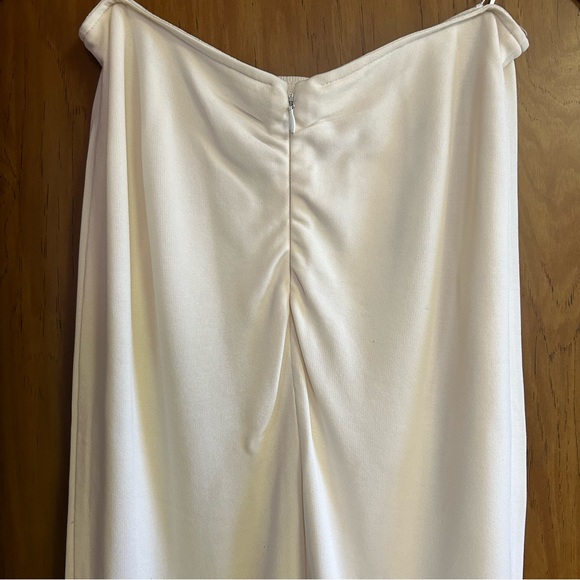 Dolce and Gabanna skirt - Picture 3 of 5